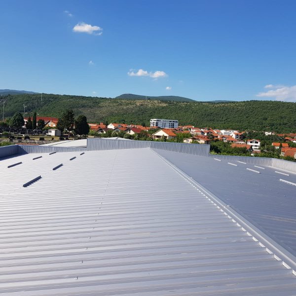 Poslovni objekat EUROMAND široki brijeg limarija doca (1)